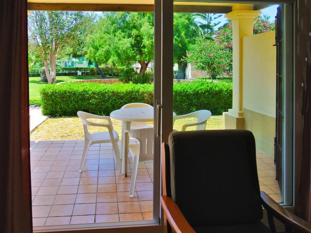 Apartamentos Venecia Roquetas de Mar Ruang foto